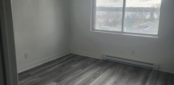 📍 Cession de bail pour le 1 Nov. 2025/ sous-location – 3 ½ à Laval - Photo 2
