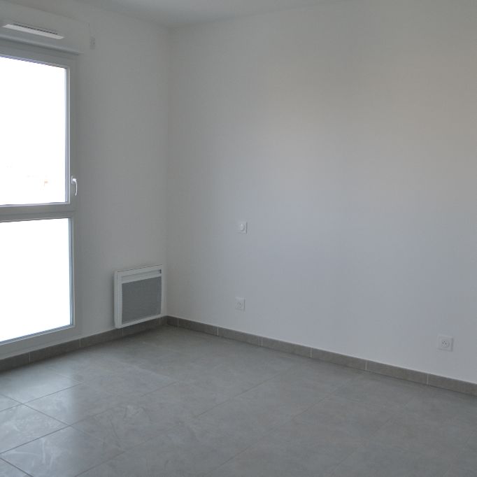 Location Appartement 4 pièces 78m² PERPIGNAN 66000 - Photo 1