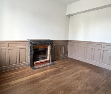 À LOUER CHEZ Me PAUMARD - Appartement/maison de ville T3 en centre-... - Photo 2