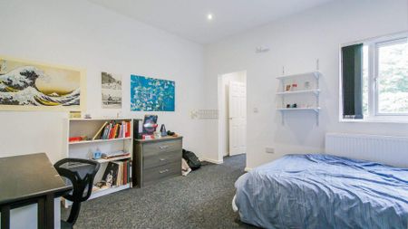 5 bedroom terraced house to rent - Photo 4