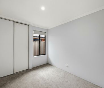 Four Bedroom Dual Living Property! Brand New! - Photo 4