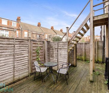 1 bedroom flat to rent - Photo 4