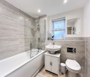 2 bed flat to rent in Genus Court, Wokingham, RG40 1LG - Photo 1