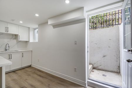 For Lease - 277 Mississaga Street Unit# LOWER, Oakville, Ontario - Photo 5