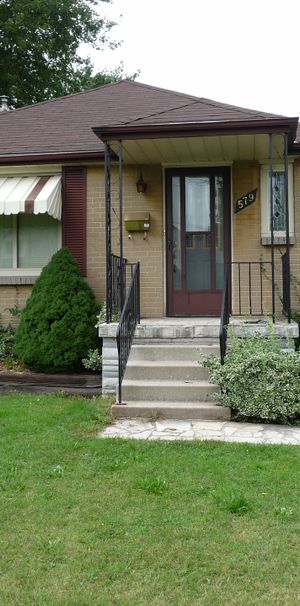 579 First St. - Photo 2