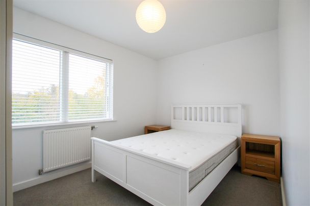 Glebe Farm Drive, Trumpington, Cambridge - Photo 1