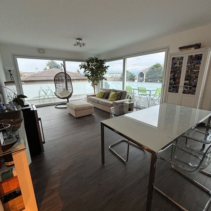 Magnificent 3.5-room apartment with a view - Photo 1