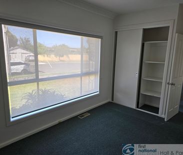 1 / 15 Janice Grove, Dandenong - Photo 2