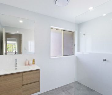 Beach Within Reach - Photo 4