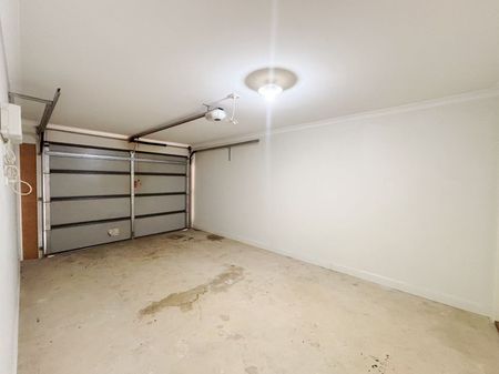 Modern Family Living in a Quiet Wyndham Vale Pocket - Photo 3