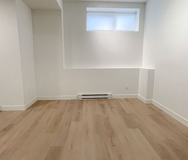 Basement Unit in Altadore - Photo 2