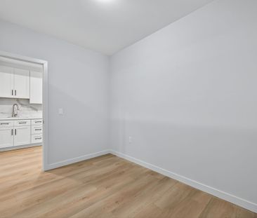 For Lease - 19 Candis Drive Unit# B, Toronto, Ontario - Photo 5