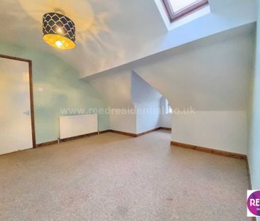 Fairfax Drive, Westcliff On Sea, Essex. - Photo 6