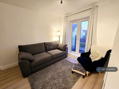 2 bedroom flat to rent - Photo 2