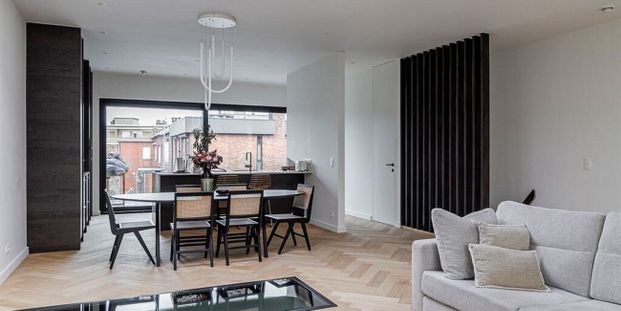 Penthouse te huur in Edegem voor € 2.300 met 3 slaapkamers - Photo 1