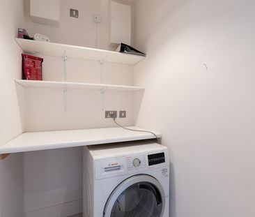 Weavers Hall, Levmoss Park, Leopardstown, Dublin 18, D18 F896 - Photo 4