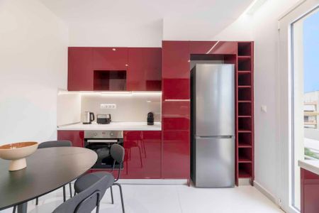 Elevated 2BR Apartment in Chalandri - Photo 5