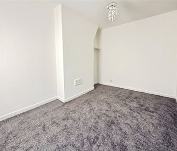 Bedford Road, Bootle, Merseyside, L20 - Photo 5