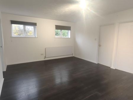 2 bedroom maisonette to rent - Photo 4