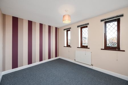2 bedroom semi-detached house to rent - Photo 4