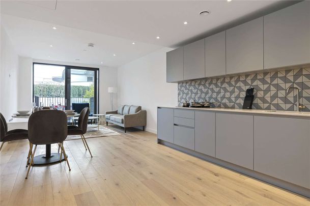 Clarendon Court, 43 Golden Lane, London, EC1Y 0AD - Photo 1