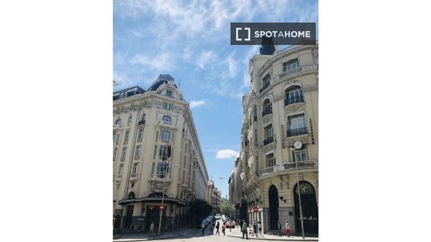 2 room luxury Flat for rent in Madrid, Spain - Photo 1