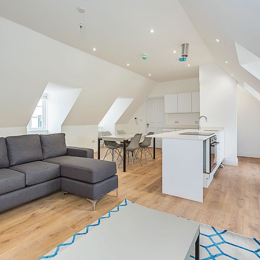 Phoenix Rd, Euston, NW1 - Photo 1