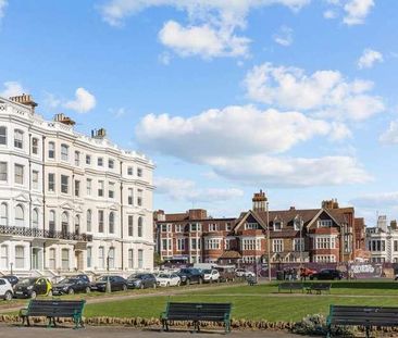 Albermarle Mansions, Victoria Terrace, Hove, BN3 - Photo 2