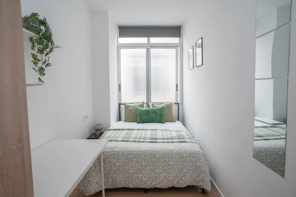 Carrer del Salvador, Torrent, Valencian Community 46900 - Photo 1