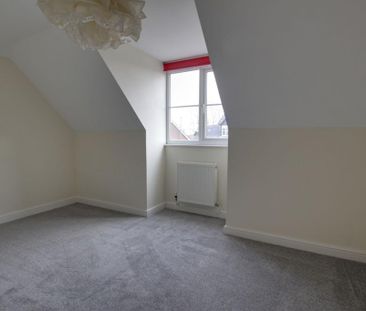 3 bedroom terraced house to rent - Photo 5