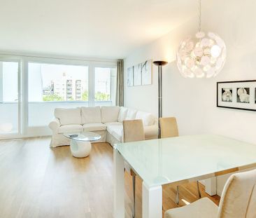 Brightly furnished apartment in Moosach for rent - Photo 2