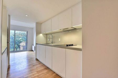 3195 Van Horne Avenue, Montréal, QC - Photo 5