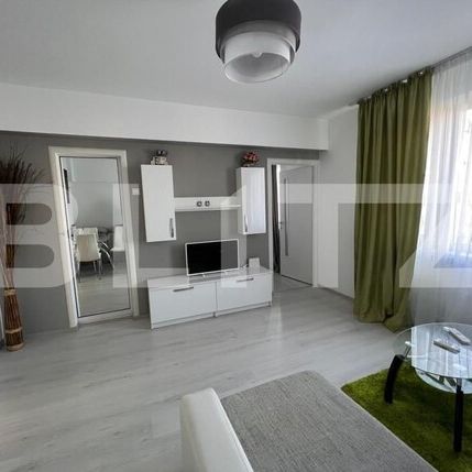 Apartament modern, 2 camere, decomandat, în zona Ultracentrală - Photo 1