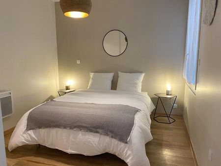 Location Appartement 2 pièces 46m² BORDEAUX 33000 - Photo 4
