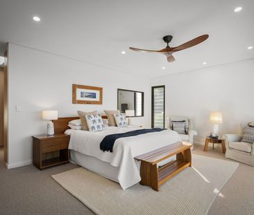 An Extraordinary Bayside Residence of Prestige and Distinction - Photo 6