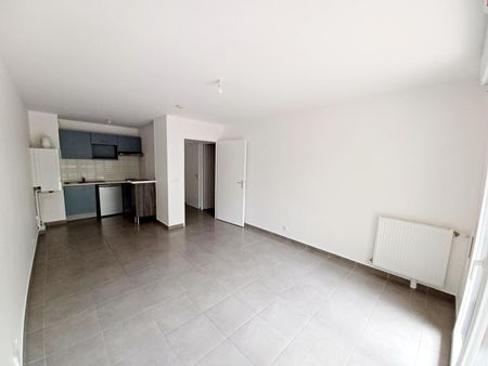 location Appartement T2 DE 43.48m² À PONTAULT COMBAULT - Photo 4