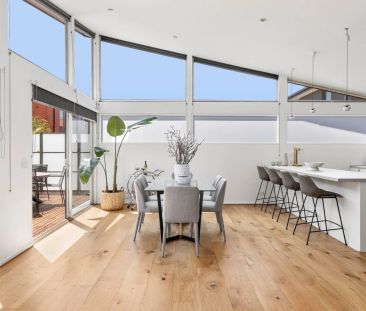 Private Warehouse Inspired with North Facing Outdoor Living - Photo 5