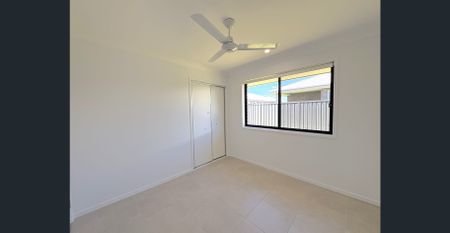 Modern Family Home in Lochinvar - Photo 4