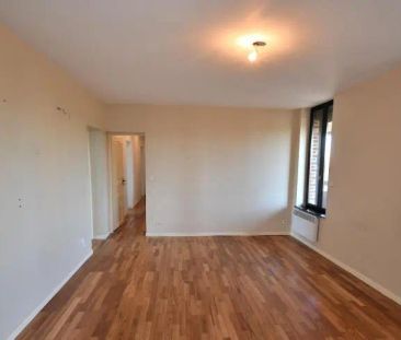 Appartement à louer 4 pièces 85m² - Photo 2