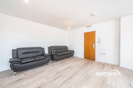 1 bedroom flat to rent - Photo 3