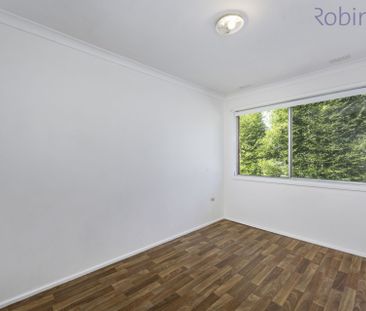 Recently renovated and close to Belmont 16s and Belmont shopping area. - Photo 2