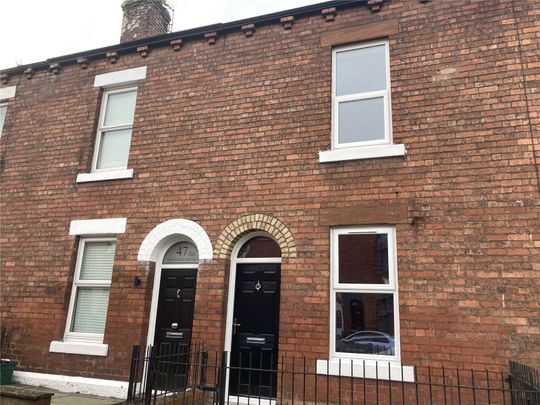 Two bedroom mid terrace property with en-suite bedroom found in excellent order throughout in popular location to the west of the city. - Photo 1