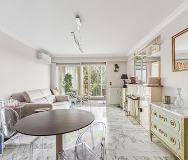 Location Appartement 2 pièces 52m² CANNES 06400 - Photo 2