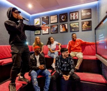 Bronze Studio - Photo 4