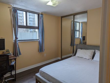 For Lease - 311 177 Linus Road, Toronto, Ontario - Photo 2