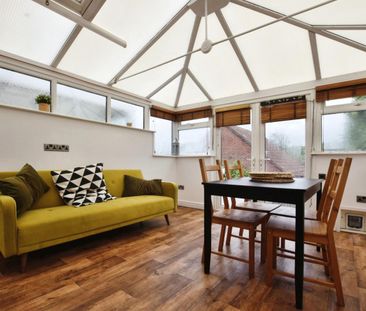 2 bedroom House To Let - Photo 1