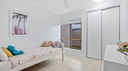 4 Bedroom Family Home - Photo 5