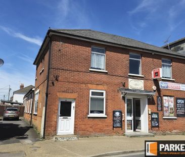 3 bedroom flat to rent - Photo 2
