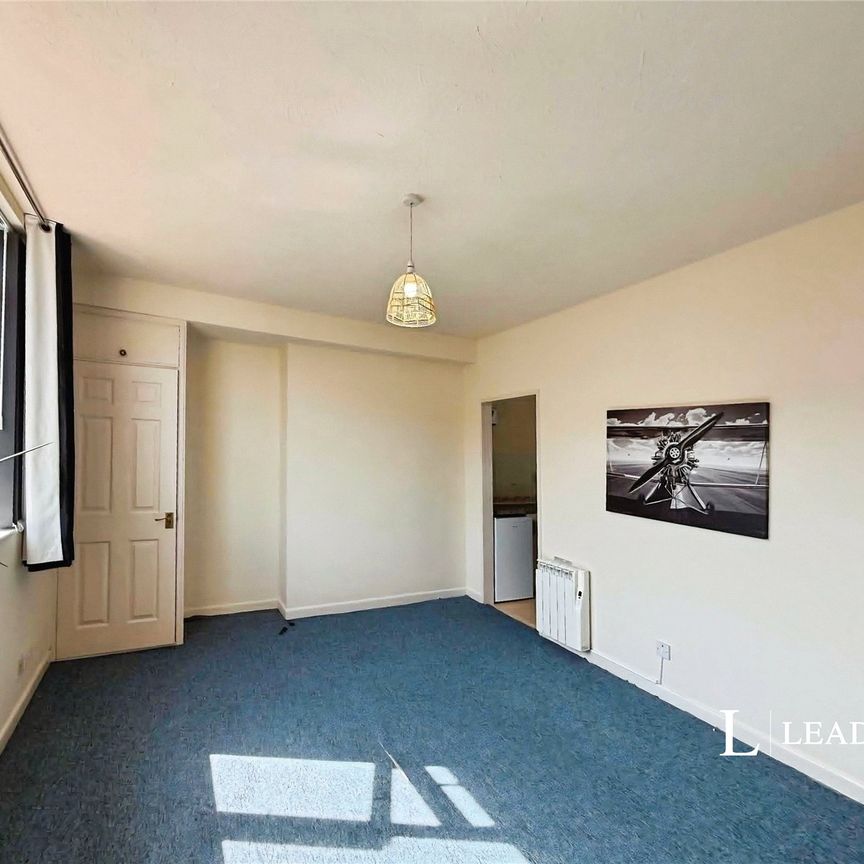 1 bedroom apartment to rent Crag Hall, 15 Durley Gardens, West Cliff, Bournemouth, BH2 - Photo 1