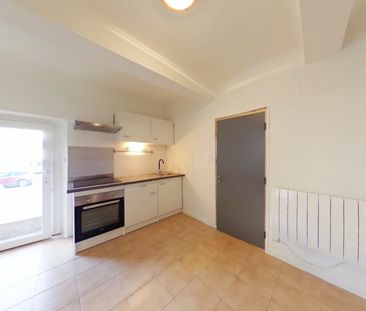 Location Appartement 1 pièce 22m² CARCES 83570 - Photo 3